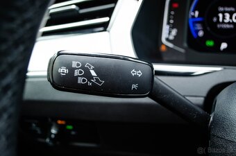 Volkswagen Passat Variant 2.0 TDI R-Line 4Motion DSG - 9