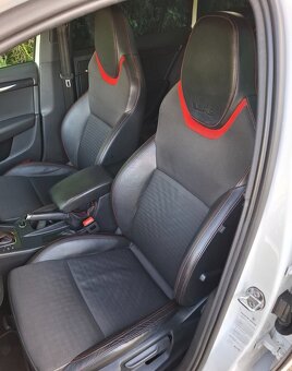 Škoda Octavia Combi RS 2.0TDI DSG 135kW 2015 - 9