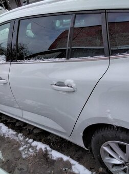 Renault Megane GRANDTOUR IV 2018 predám DVERE, ZADNÉ SVETLÁ, - 9