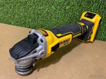DeWALT DCG405 18V XR aku uhlová brúska 125 mm. - 9