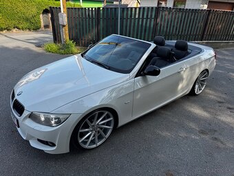BMW 330d CABRIO - E93 - 9