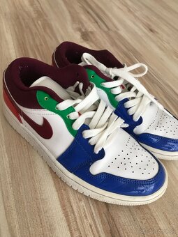 Tenisky Nike c. 39 - 9