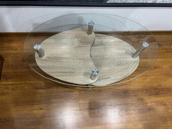 Nábytok- skriňa, komoda, poličky(vhodné aj pod tv), stolík - 9