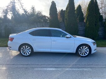 Škoda Superb 2.0 TDi - 9
