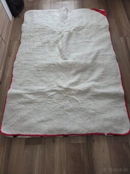 Postelná súprava z ovčieho rúna - 9