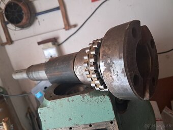 Predam nedokoncenu frezu na kov morse 3 a iso40 - 9