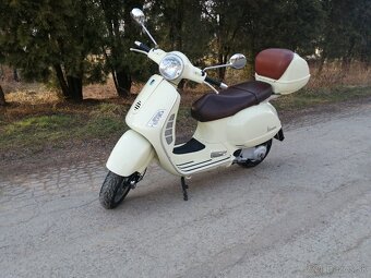 Piaggio Vespa GT 125 - 9