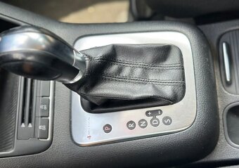 Volkswagen Tiguan 2.0 TDI - 9