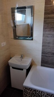 3 izbový dom s jacuzzi so saunou a krytou terasou - 9