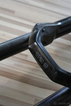 vzduchová vidla ROCKSHOX 35 - 9