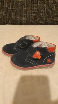 Čižmy a prechodné topánky v.23 - 9