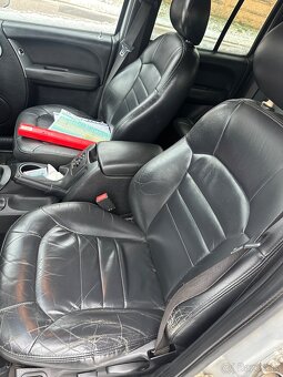 Jeep Cherokee 2,5d 105kw 4x4 - 9