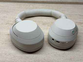 Sony ULT WEAR white - 9