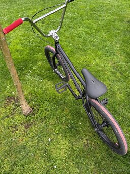 Bmx wethepeople trust - 9