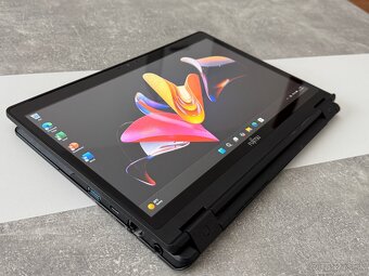 Dotykový notebook aj tablet 2v1 Fujitsu Lifebook P727 - 9