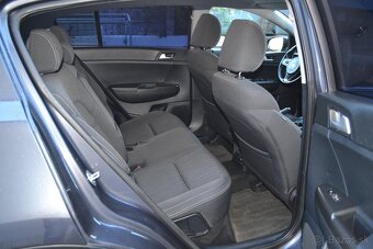 Kia Sportage 1.7 CRDI 2WD Gold+ - 9