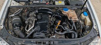 Audi A4 B7 2.0 103kw - 9