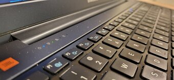SAMSUNG 670ZE BLUE - 9