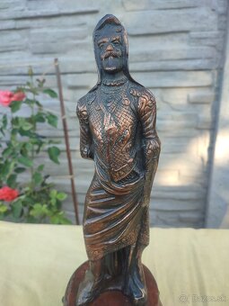 Veľká kovová obojstranná socha 250€ - 9