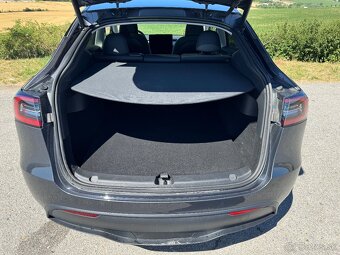 Tesla Model Y Standard Range Tažné 2023 87k km SoH 96% - 9