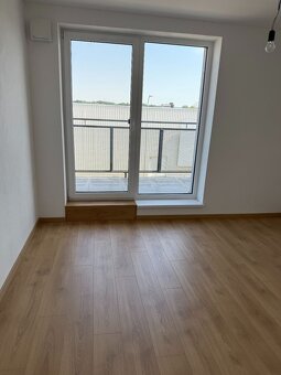 AKCIA - ZNÍŽENÁ CENA- Napredaj 2 - izbový luxusný byt v no - 9