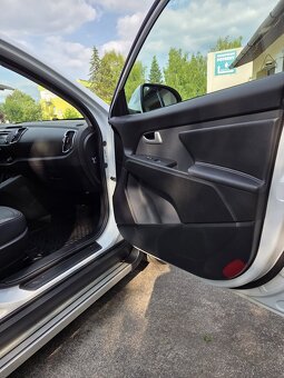 Kia Sportage 2.0 Crdi - 9