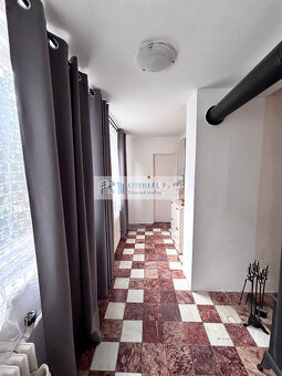 Ponúkame Vám na predaj 5 izbový rodinný dom v Hurbanove. - 9