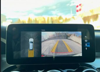 Mercedes Benz GLC220d 4Matic - 9