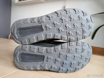 Panske vodeodolne botasky ADIDAS Terrex. - 9