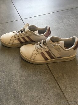 Topánky, tenisky, bundy - 9