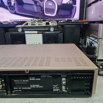 PHILIPS VR-1600...Super VHS recorder... - 9