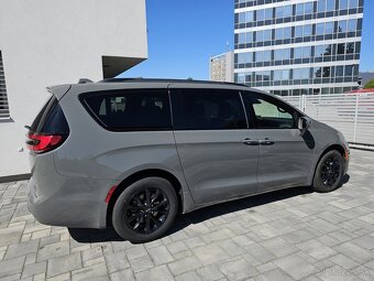 Chrysler Pacifica 3.6L V6 7 miest Radar DPH - 9