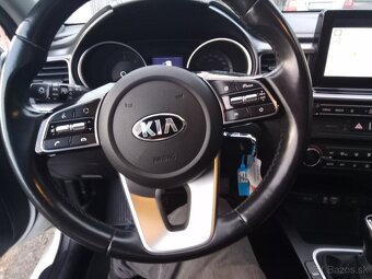 Kia Ceed combi 1,6 CRDi Business 85kw r.2020 - 9