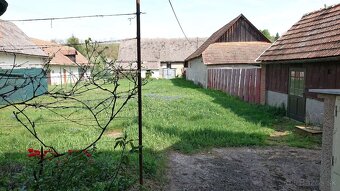 REZERVOVANÉ - Hontianske Moravce - rodinný dom, 2449 m2 - 9