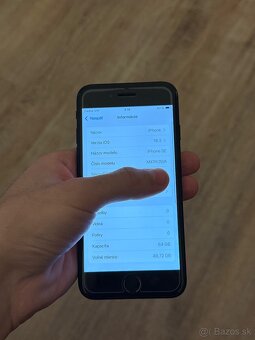 iPhone SE 2020 Black - 9