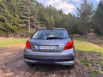 Peugeot 207 - 9