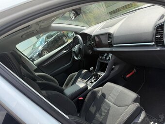 Škoda Karoq 1.5tsi—2019-180tis km—interiér Sportline - 9