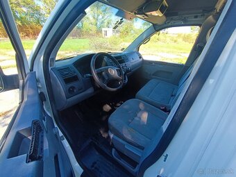 VW Transpoter T5 2.5 TDI 96kw - Rozpredam na diely - 9