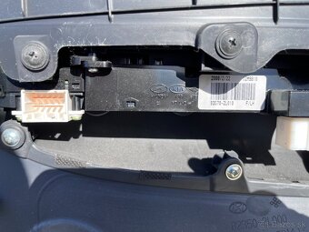 Hyundai i30 07 - 12 packa vypinac svetiel stieračov opierka - 9