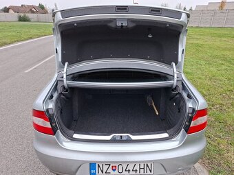 Škoda Superb 2.0 TDI - 9