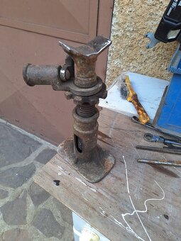 Historicka ručná brzda 1 - 9