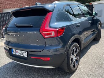 Volvo XC40 B4 2.0 (197hp) Inscription - záruka do 10/2025 - 9