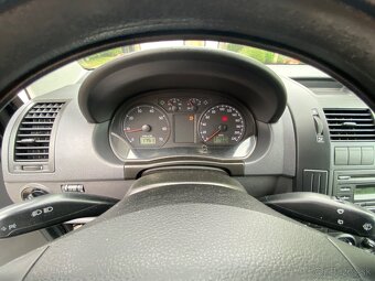 VW Polo 1.4i 59kw Klima 2007 - 9