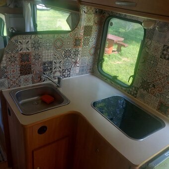Autokaravan Ford Transit Rimor Katamarano - 9