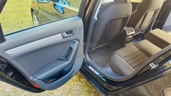 Audi A4 Avant 3.0TDI S-line guattro - 9