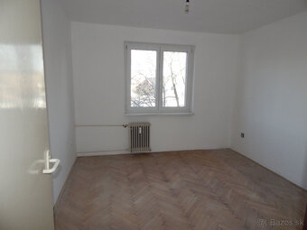 SPEKTRUM REALITY- Na Predaj 2.5 -izbový byt, 56 m2, okres Pr - 9