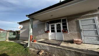 Na predaj rodinný dom s veľkým pozemkom - 9