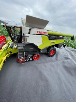 1:32 lexion 6900 - 9