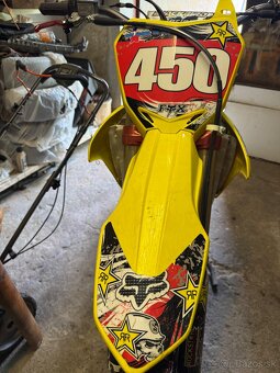 Suzuki RMZ 450 - 9
