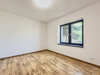 BOSEN | Moderná viacúčelová budova, Lučenec, 140m2 - 9